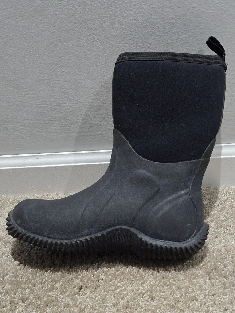 The Muck Boot Company Kids Size 5 Black Boots With Inserts